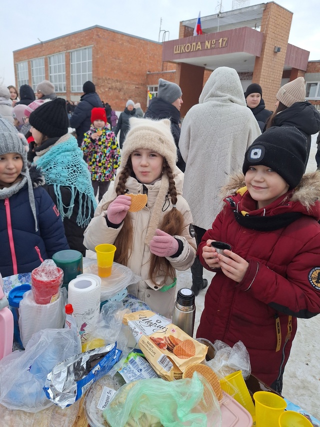 2 Г дружно проводили Масленицу.