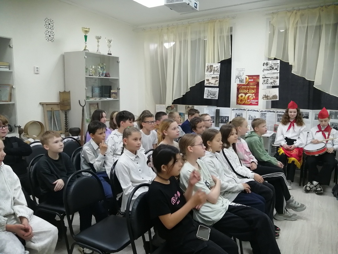 День детских общественных организаций.