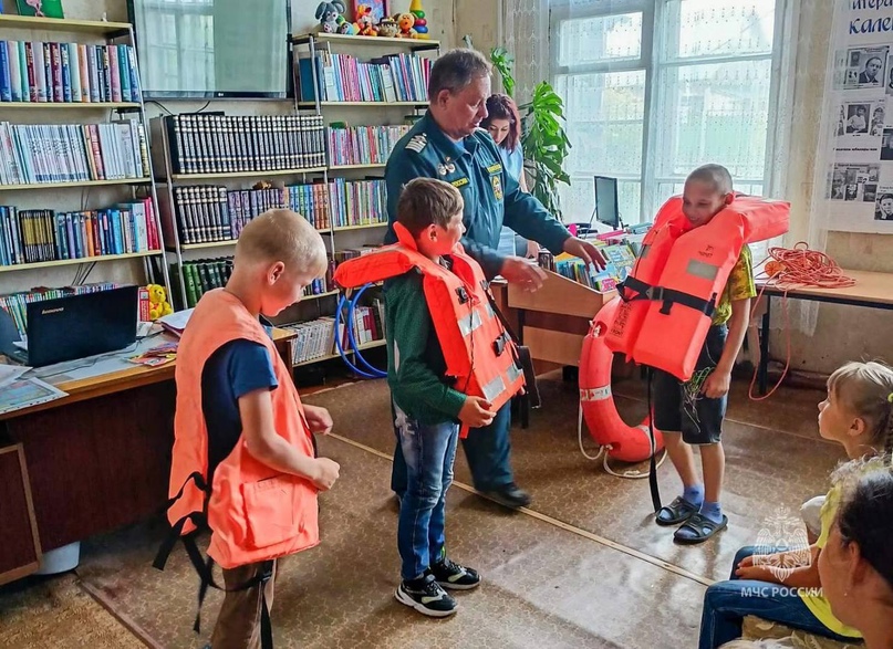 Правила поведения и меры безопасности на водоёмах в купальный сезон.